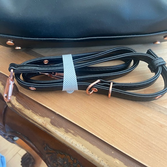 Kate Spade Purse - Picture 3 of 5